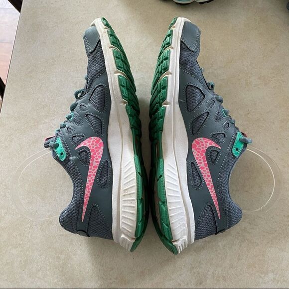 Nike Revolution 2 steel blue size 8 women’s shoes - Picture 4 of 5